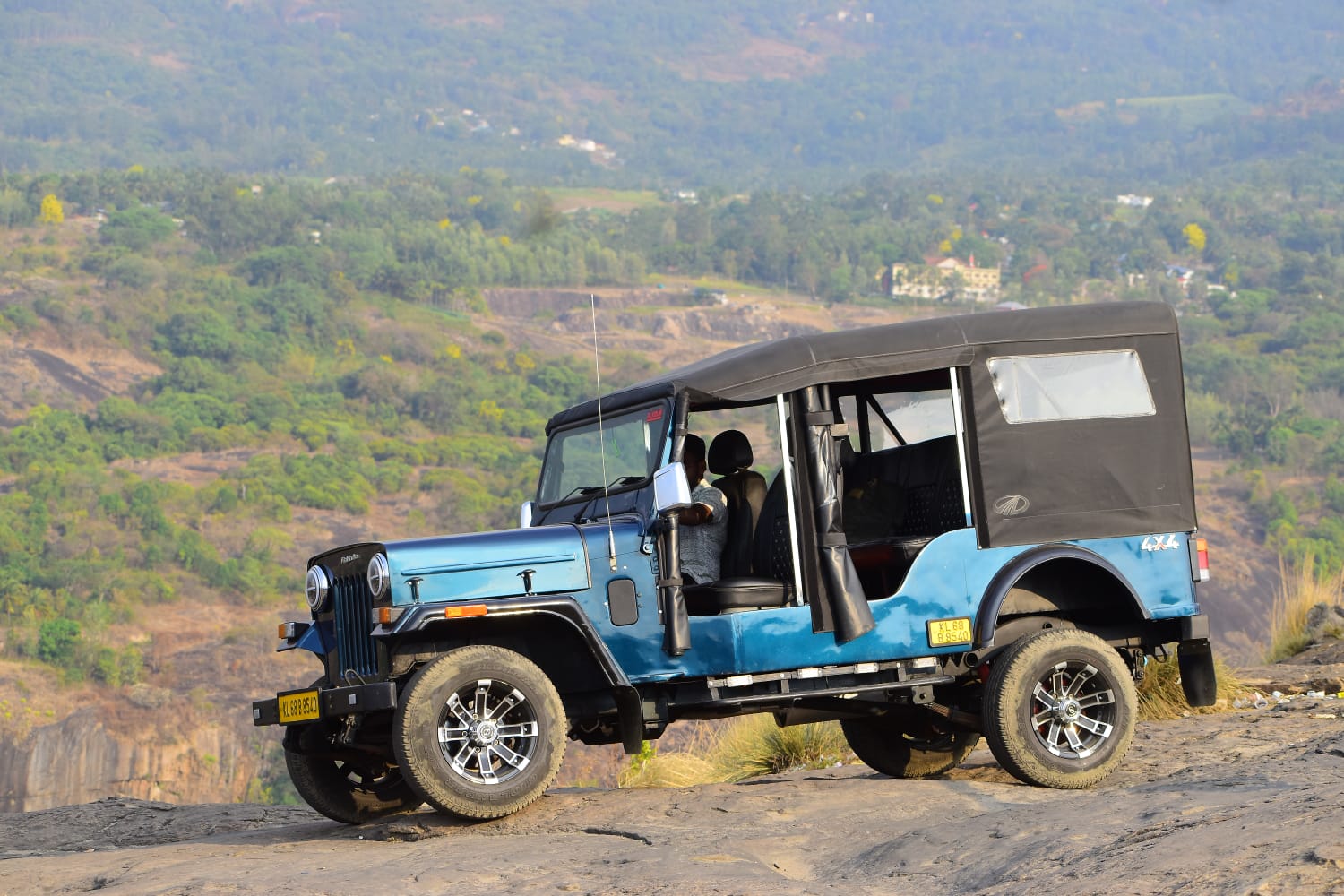 Kanthalloor Jeep Safari adventure trails — Slide 4