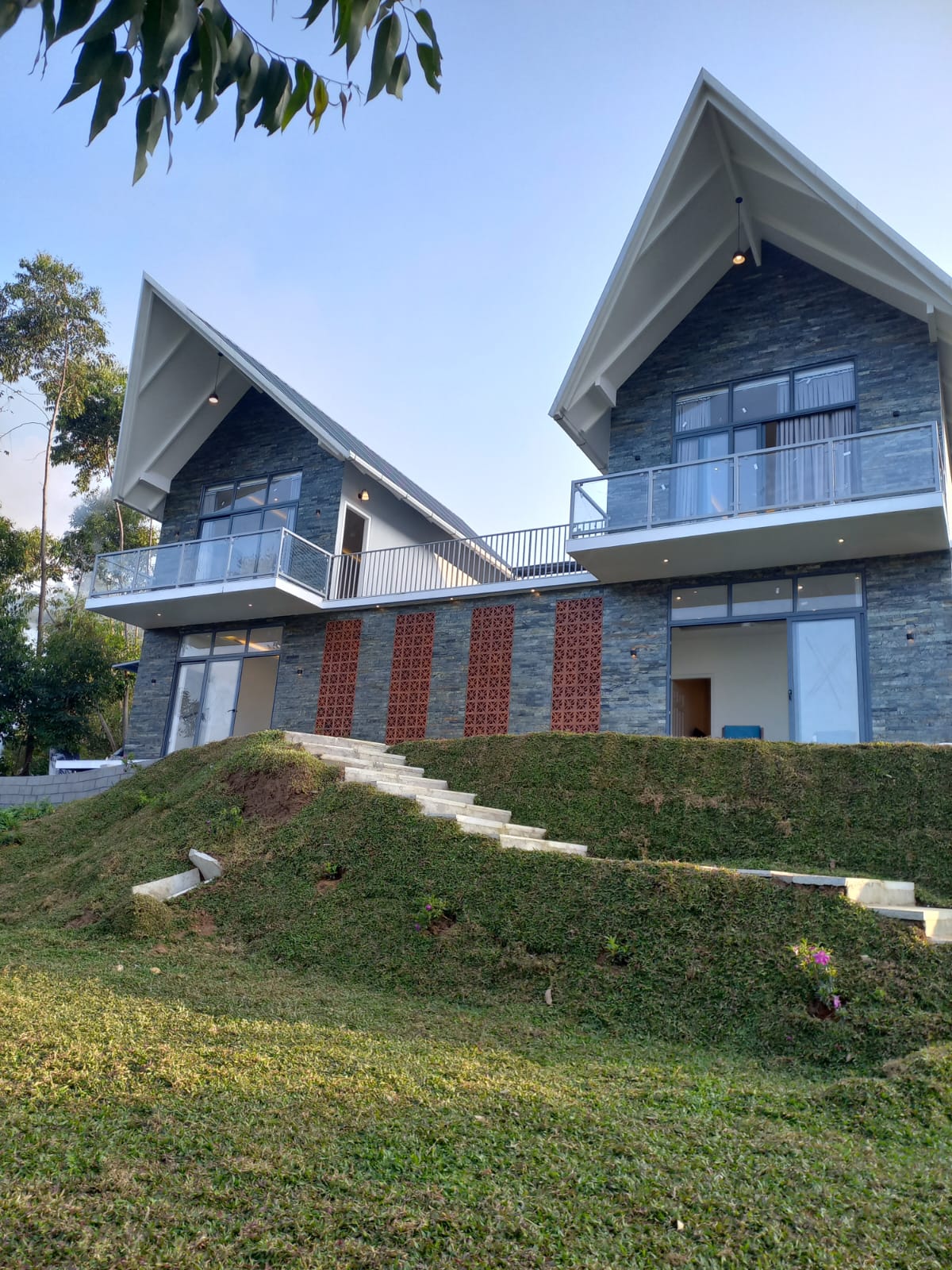 Premium room stay Kanthalloor